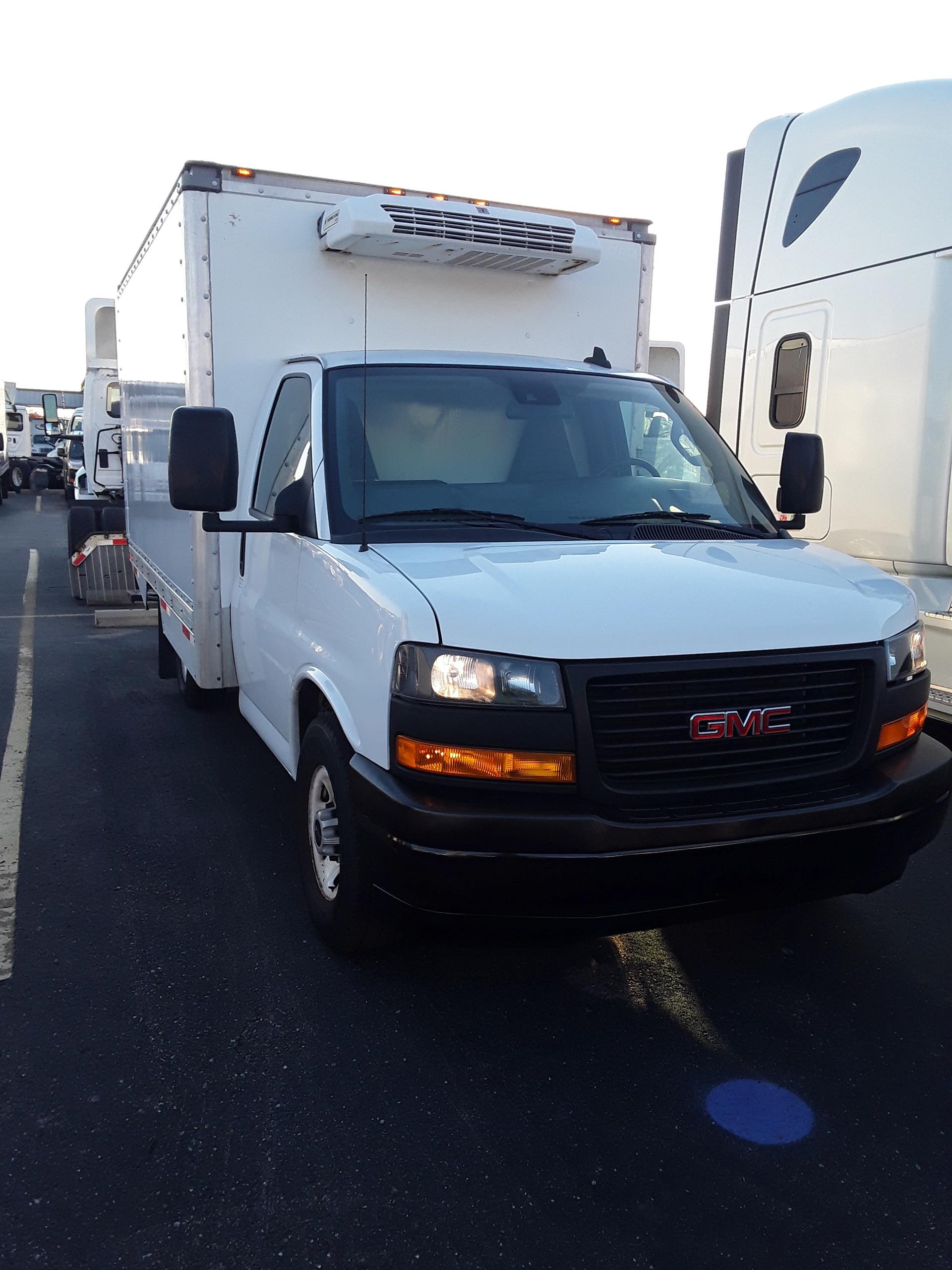 2019 GMC SAVANA 3500