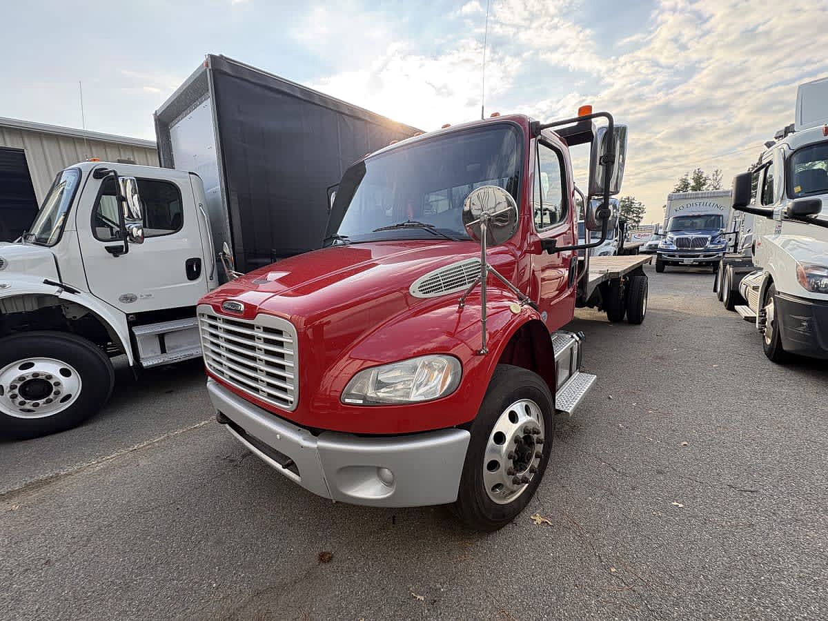 2019 Freightliner M2 106