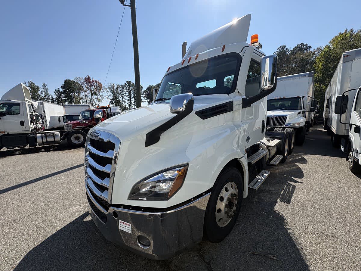 2021 Freightliner NEW CASCADIA PX12664