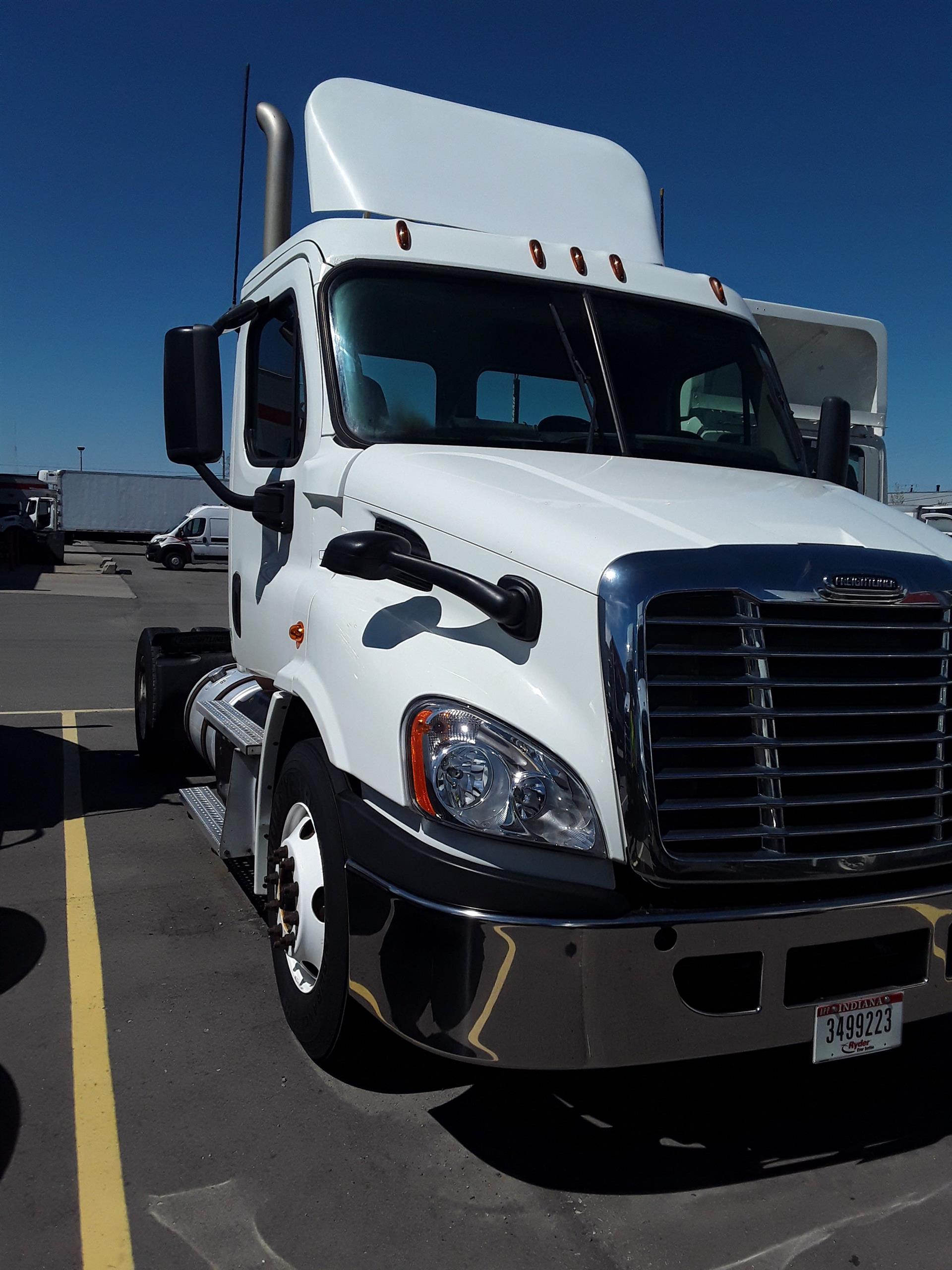 2014 Freightliner CASCADIA 113