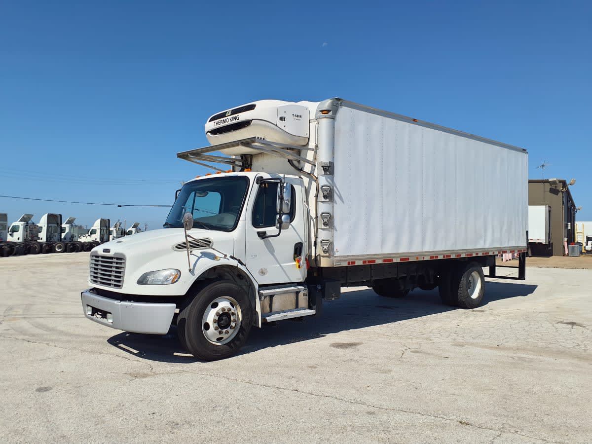 2018 Freightliner M2 106