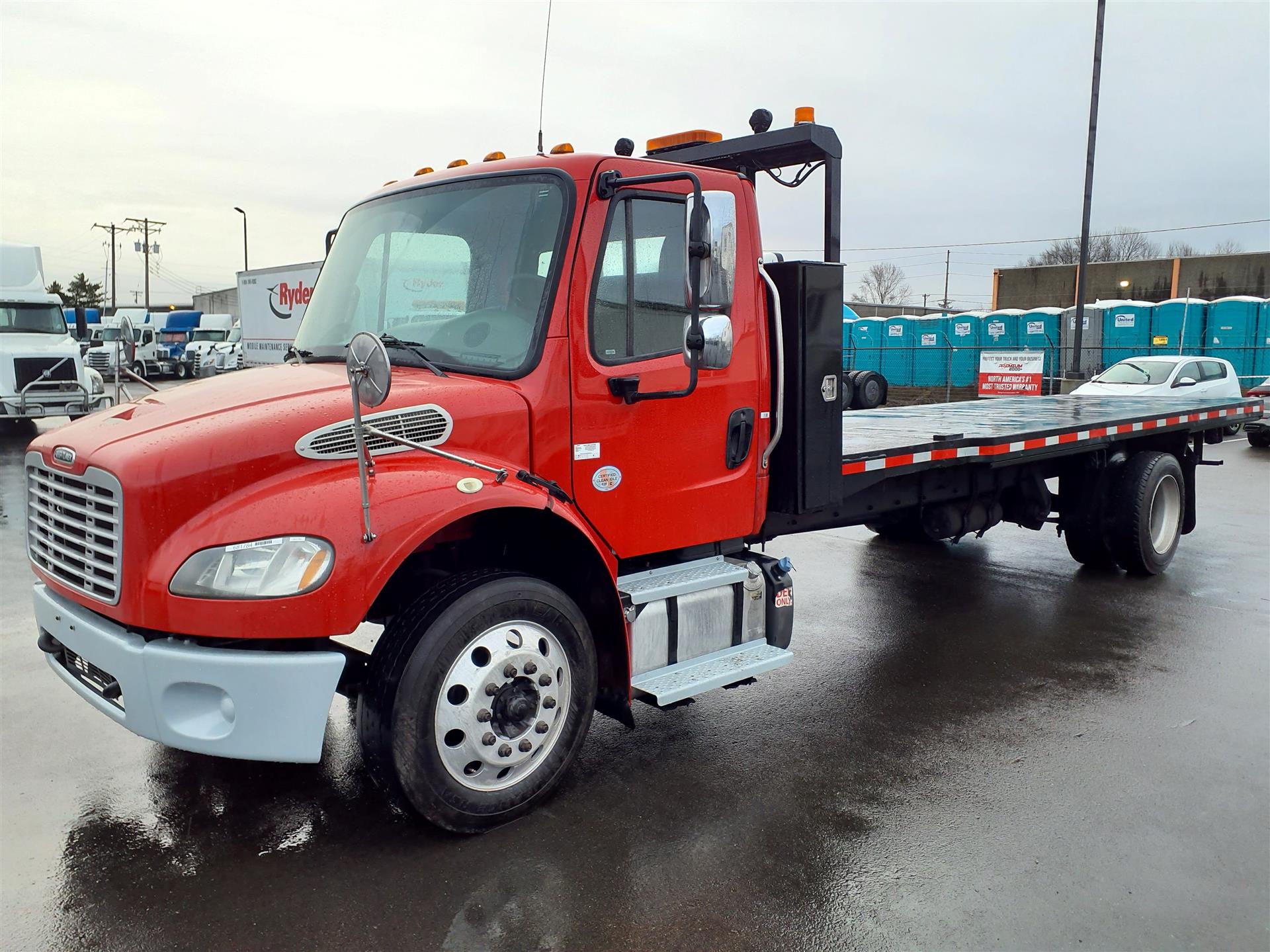 2018 Freightliner M2 106