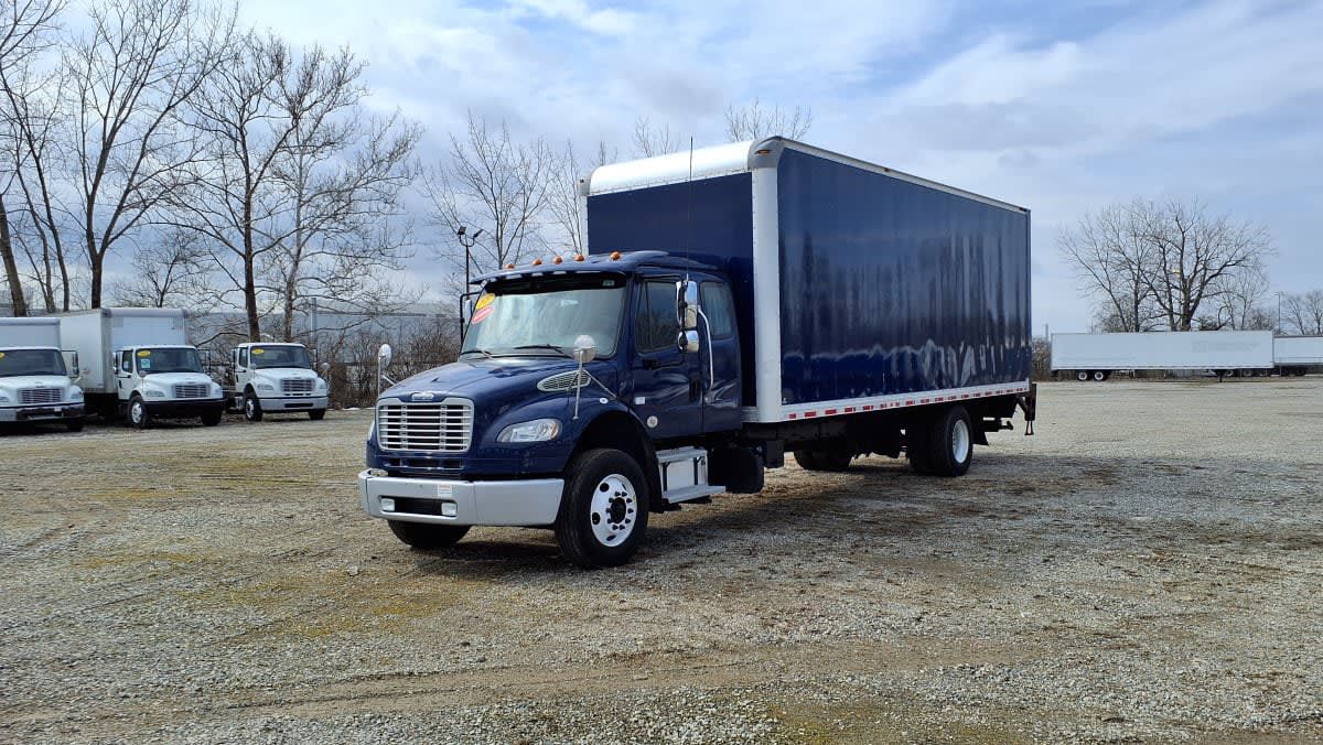2021 Freightliner M2 106