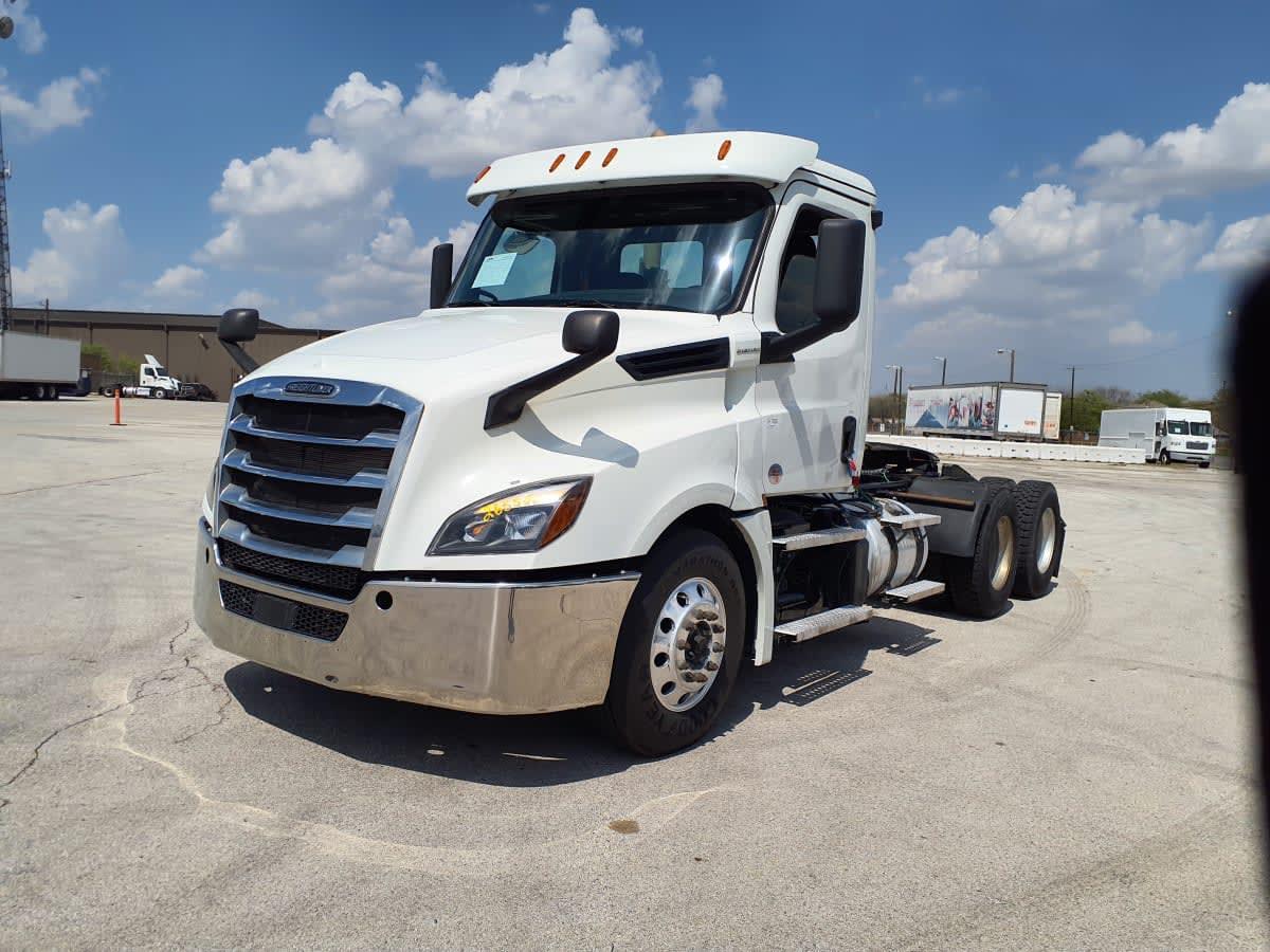 2020 Freightliner NEW CASCADIA PX12664