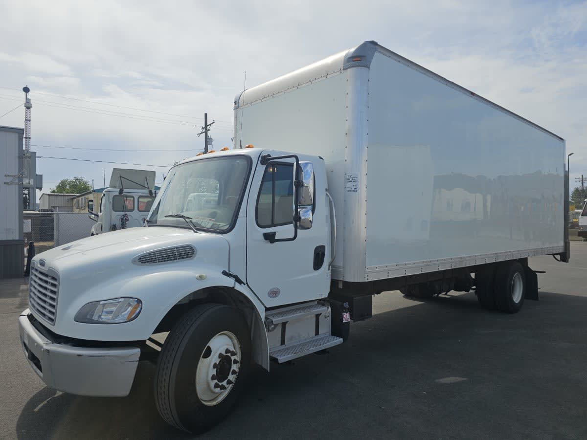 2018 Freightliner M2 106