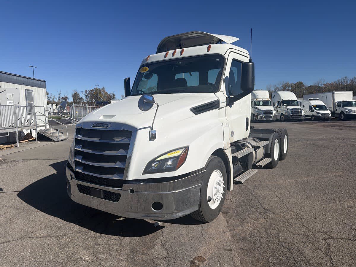 2020 Freightliner NEW CASCADIA PX12664
