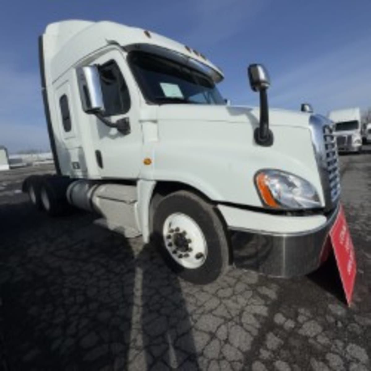 2019 Freightliner CASCADIA 125