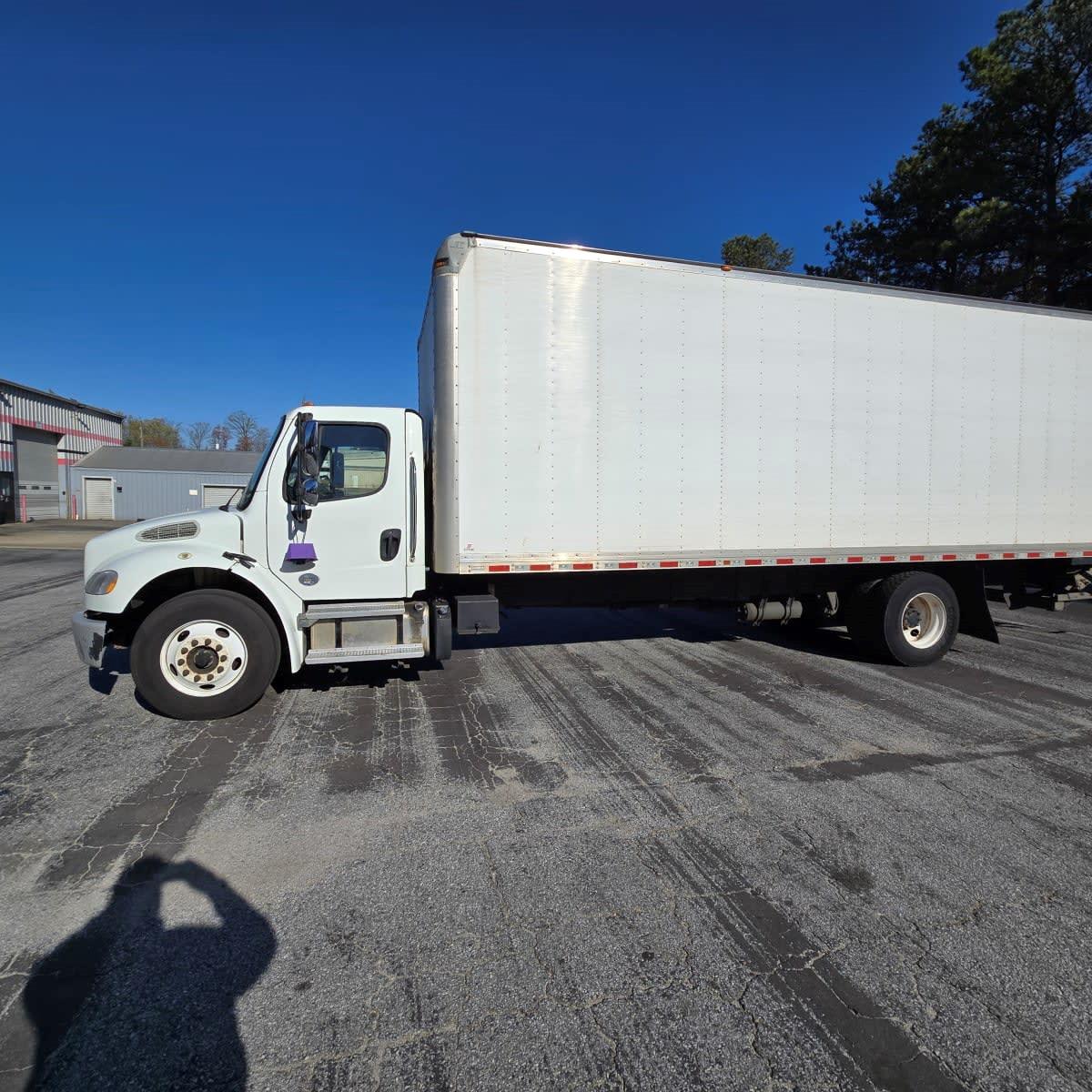 2018 Freightliner M2 106