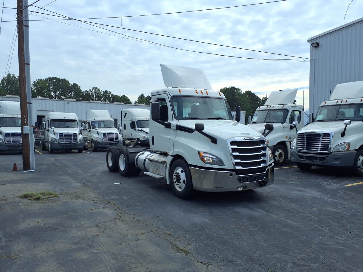 2019 Freightliner NEW CASCADIA PX12664
