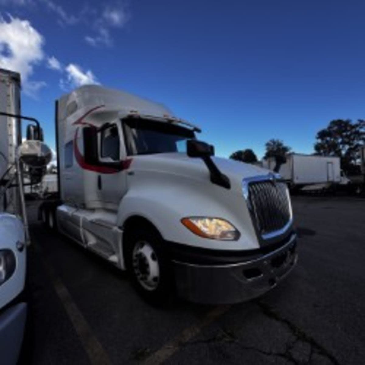 2020 International LT625