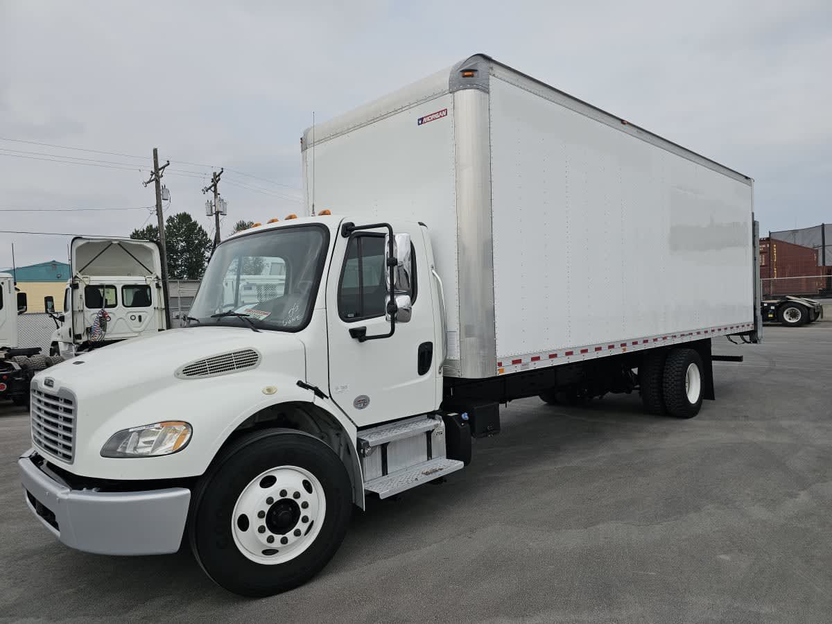 2019 Freightliner M2 106