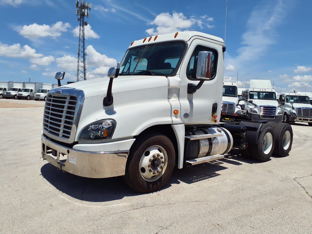 2020 Freightliner CASCADIA 125