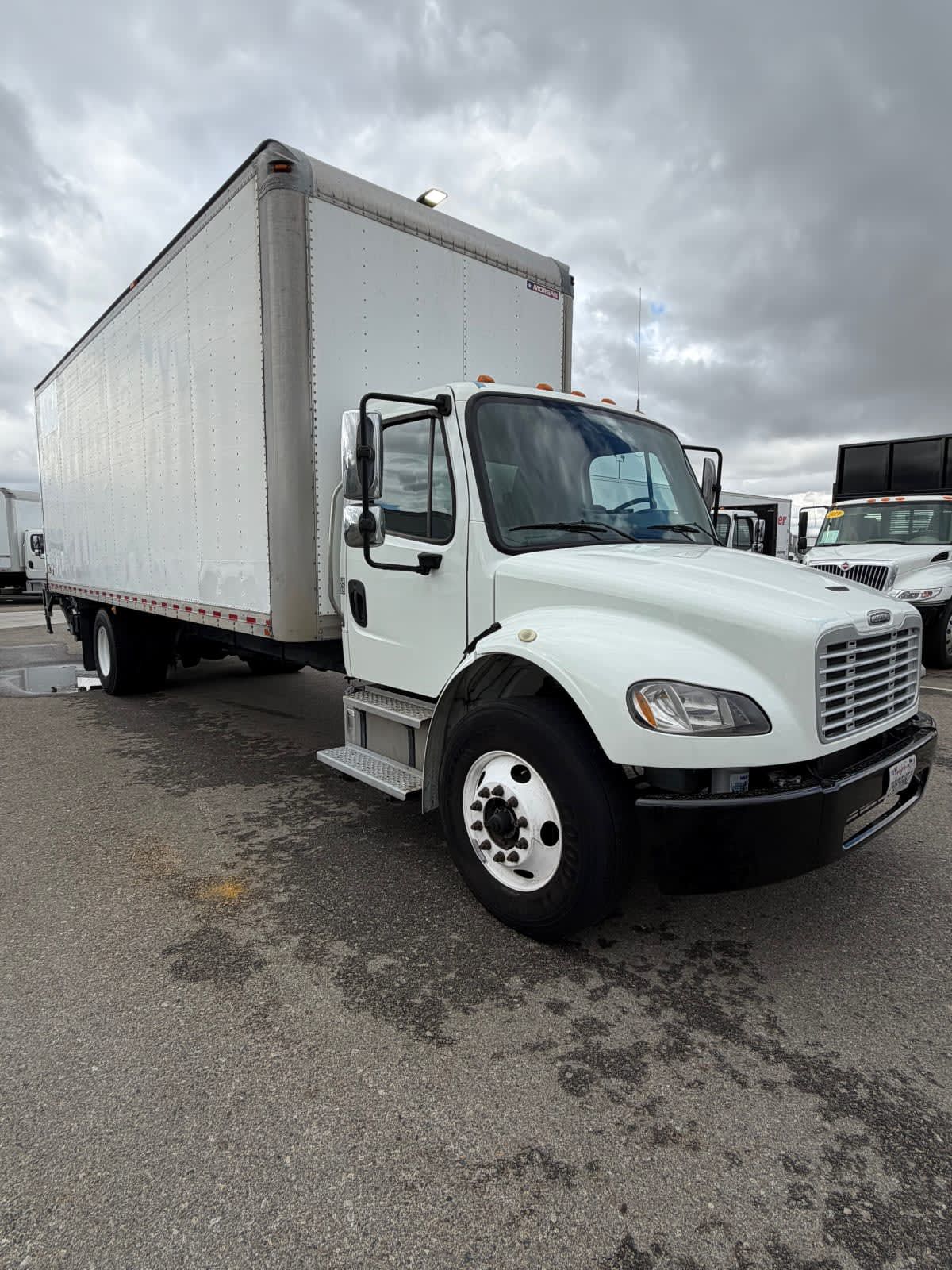 2019 Freightliner M2 106