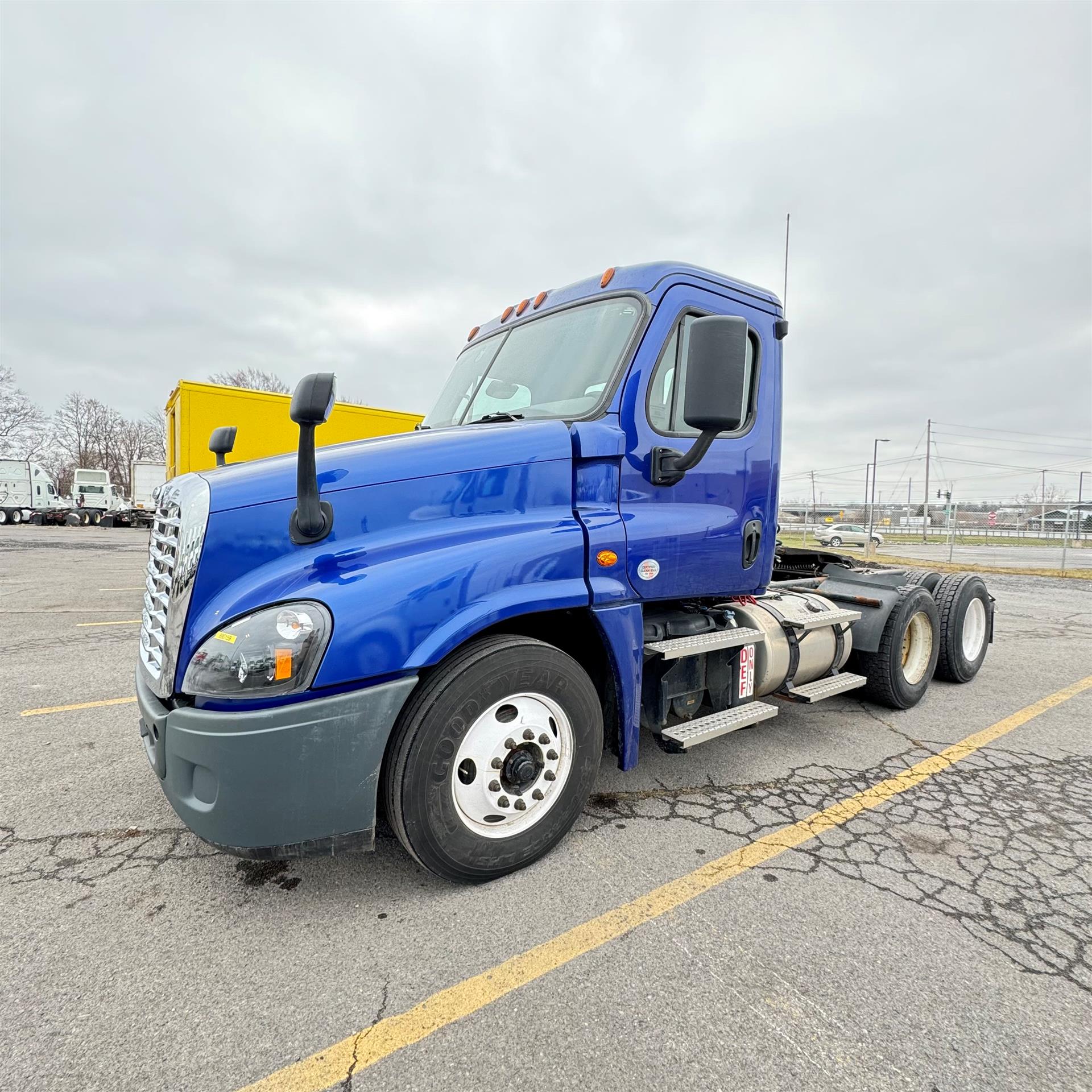 2020 Freightliner CASCADIA 125