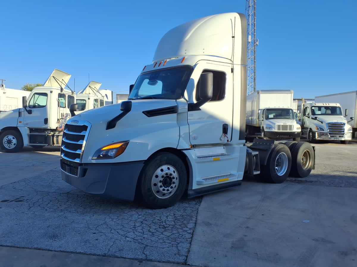 2022 Freightliner NEW CASCADIA PX12664