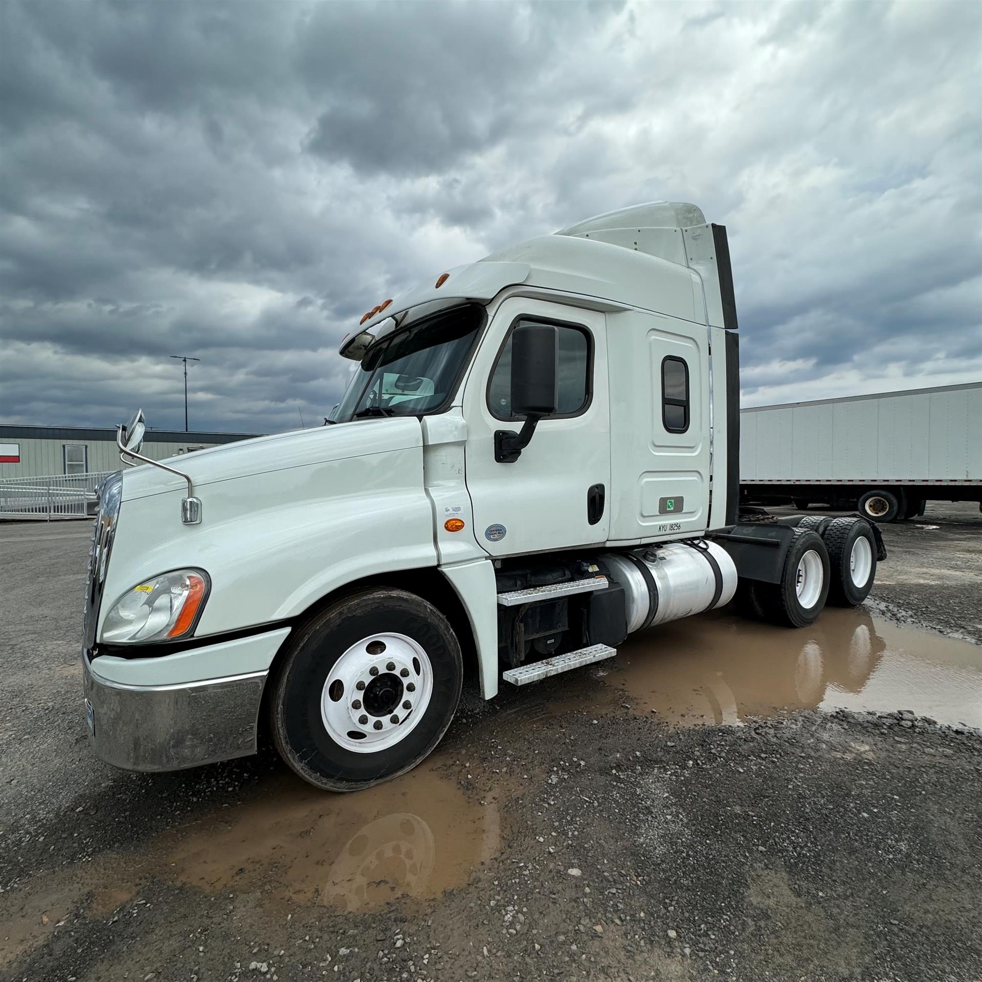 2018 Freightliner CASCADIA 125