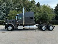 2022 Peterbilt 567