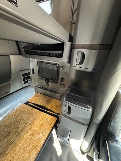 2024 International LT625