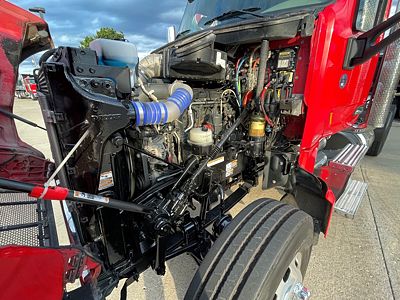 2021 Peterbilt 567