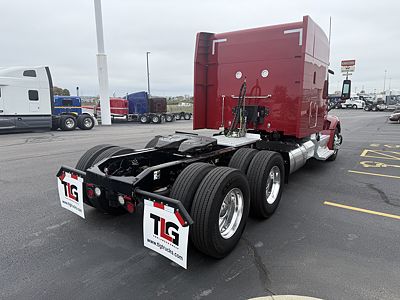 2023 Peterbilt 579