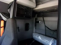 2022 Freightliner CASCADIA 116