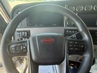 2023 Peterbilt 389