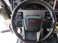 2023 Peterbilt 389