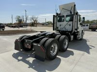 2020 Freightliner CASCADIA 125