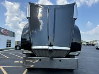 2023 Kenworth W990