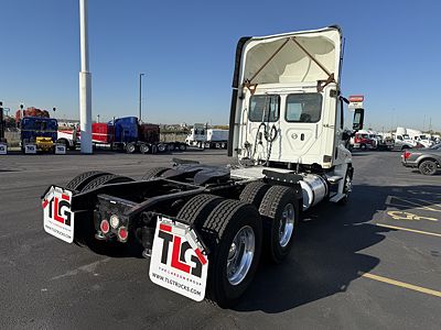 2018 Freightliner CASCADIA 125