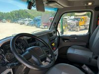 2020 Peterbilt 579