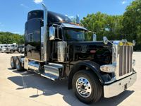 2022 Peterbilt 389