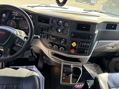 2019 Peterbilt 567