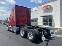 2020 Freightliner CASCADIA 126