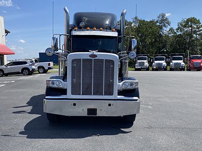 2022 Peterbilt 389