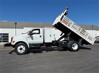2011 Ford F-750 DRW