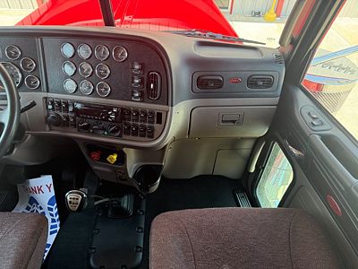 2021 Peterbilt 389