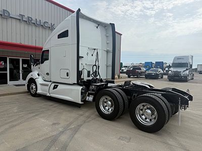 2022 Kenworth T680