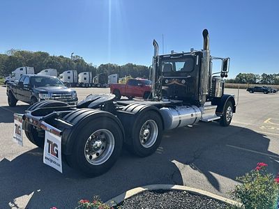 2022 Peterbilt 389