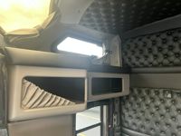 2023 Kenworth W900