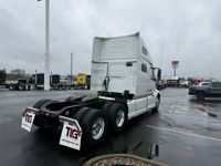 2020 Volvo VNL64T760