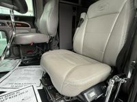 2023 Peterbilt 389
