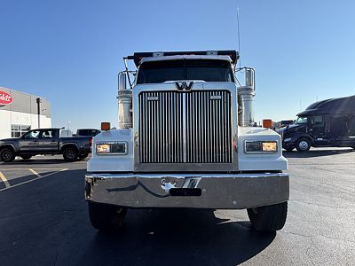 2014 Western Star 4900 SF
