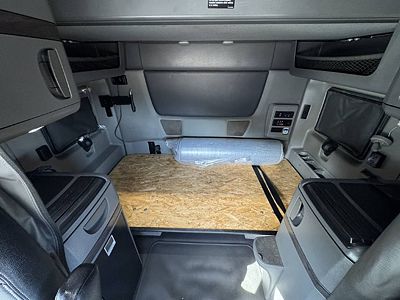 2024 International LT625