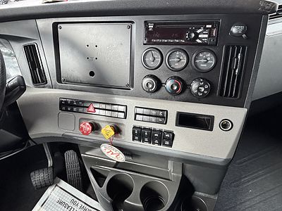 2020 Freightliner CASCADIA
