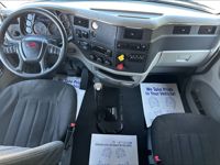 2022 Peterbilt 567