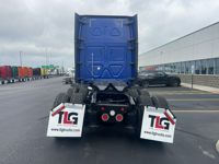 2020 Freightliner CASCADIA 126