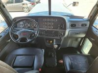 2020 Peterbilt 389