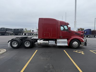 2023 Peterbilt 579