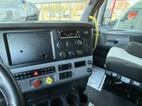 2022 Freightliner CASCADIA 126